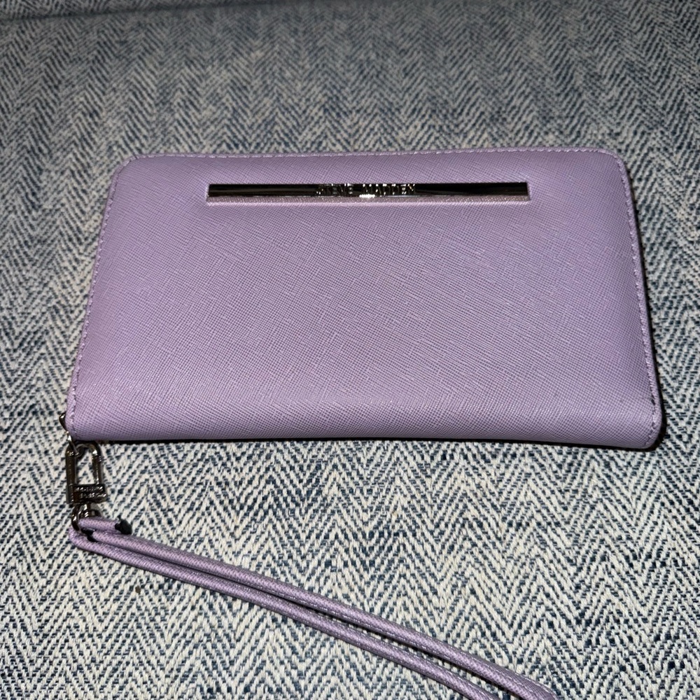 Steve Madden bzippy Wallet